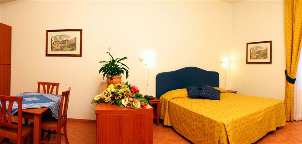 San Pietro La Corte Hotel 3*